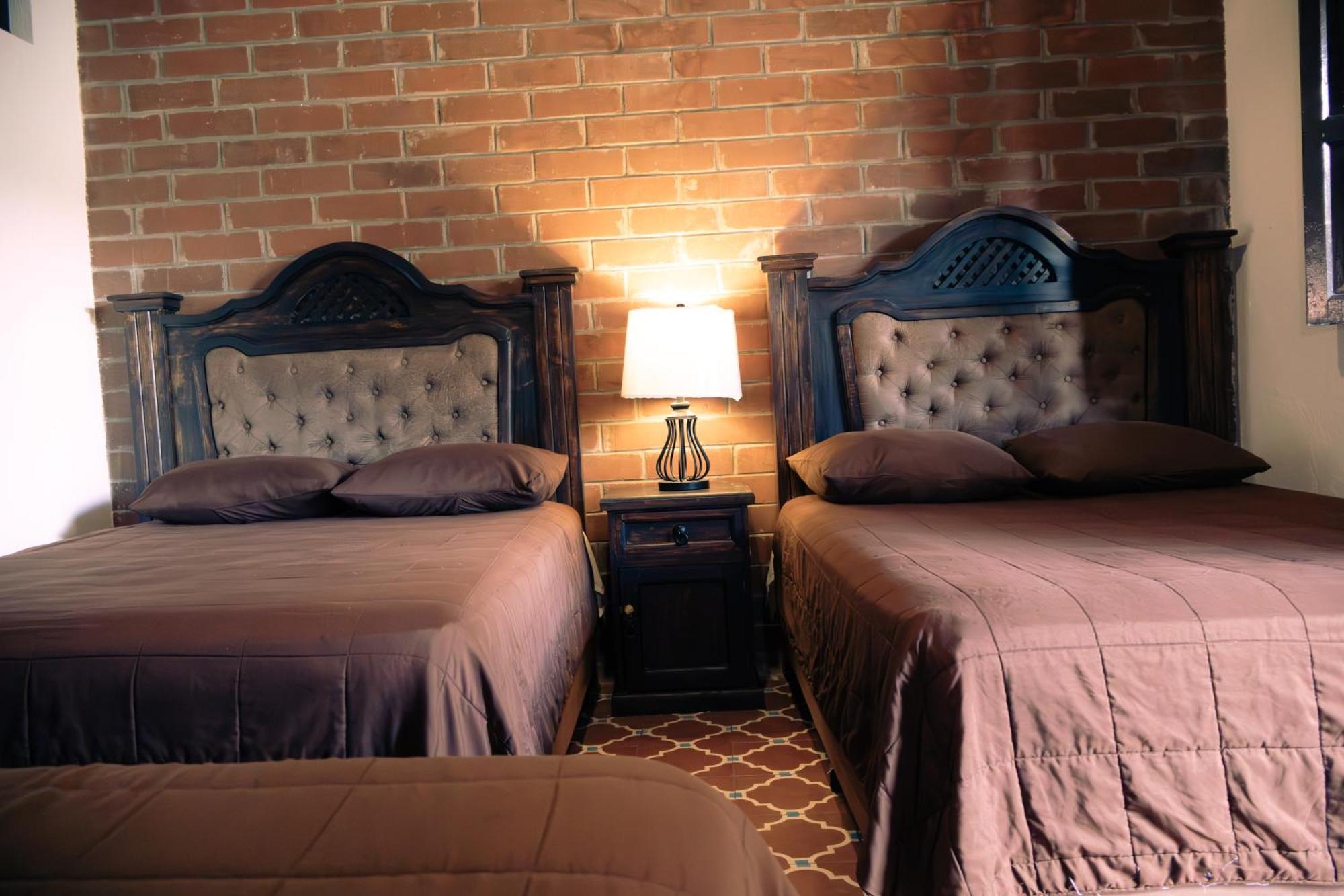 Lar Antiqua Hotel 케트살테낭고 외부 사진